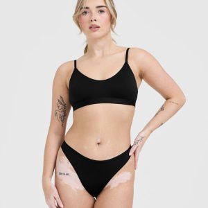 Silhouette Bralette Black