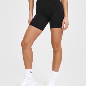 Timeless High Waisted Shorts 6" Black